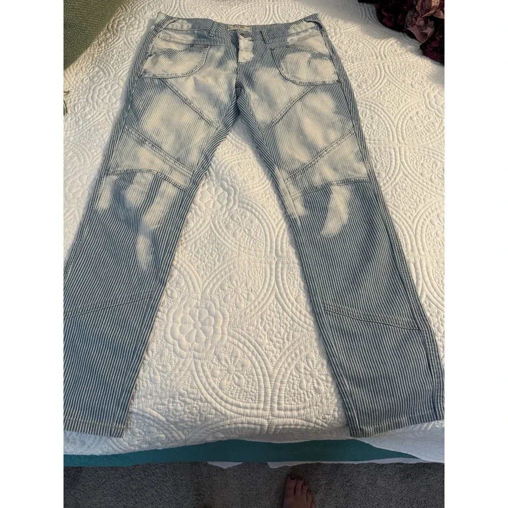 Free People this product